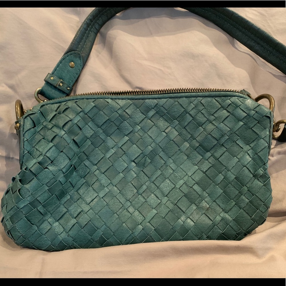 Elliott Lucca Green Woven Leather Handbag Purse